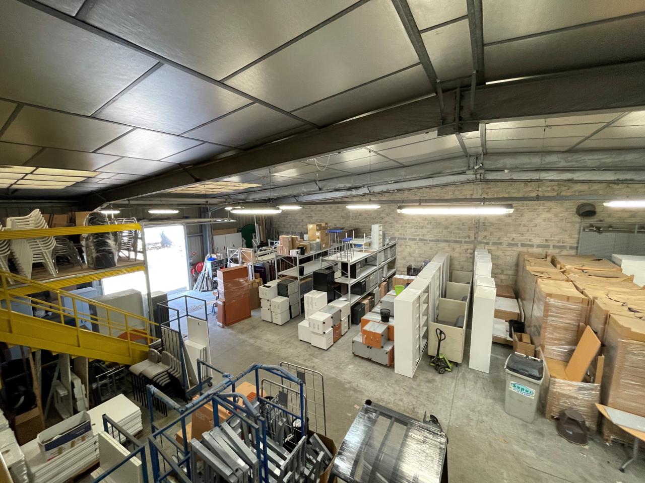 Local d'activité Aulnay-sur-Mauldre 877m² Vente local d'activité Aulnay-sur-Mauldre Yvelines OVACT2530053 5